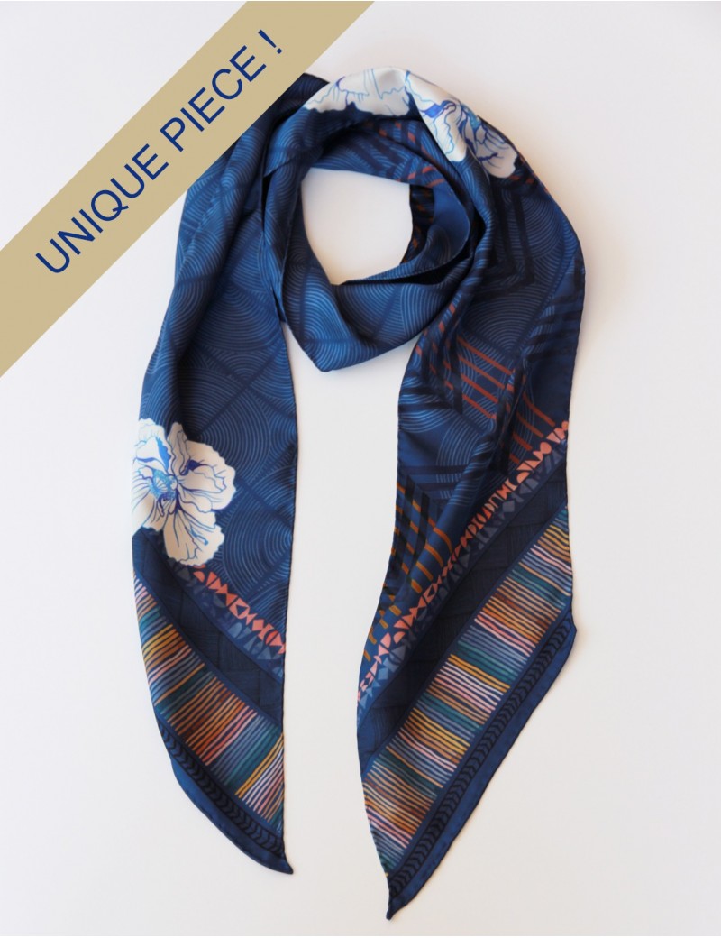 Maehama Blue sash scarf (unique) - packshot Maehama Blue sash scarf (unique) - packshot