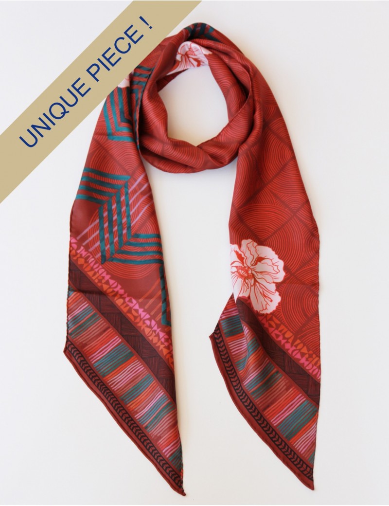 Maehama Red sash scarf (unique) - packshot Maehama Red sash scarf (unique) - packshot