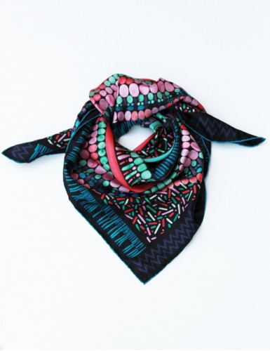 Kho Phangan black scarf 90 - packshot